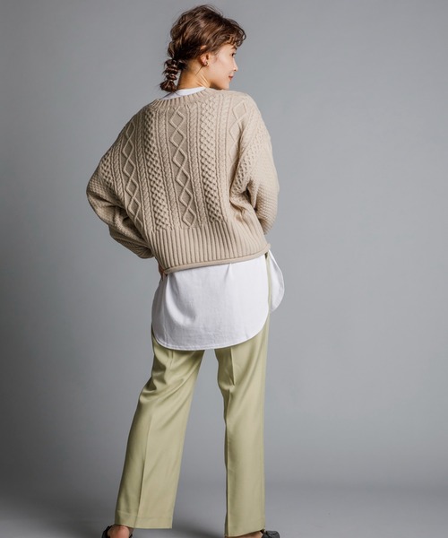 CIENA（シエナ）の「ボリュームスリーブケーブルニット（ニット/セーター・レディース・オフホワイト/チャコール/ベージュ/グリーン・FREE）」の22枚目の写真