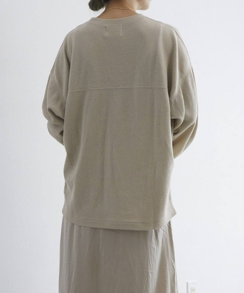 EFOLE(エフォル)の「サーマル クルーネック ロングTシャツ(Tシャツ/カットソー・レディース・ブラック/ベージュ/ピンク・FREE)」の6枚目の写真