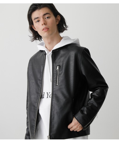 AZUL by moussy（アズールバイマウジー）の「FAUX LEATHER SINGLE RIDERS/フェイクレザーシングルライダース（ライダースジャケット・メンズ・ブラック・SMALL/MEDIUM/LARGE/X-LARGE）」の3枚目の写真