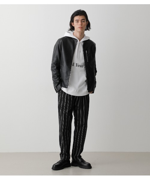 AZUL by moussy（アズールバイマウジー）の「FAUX LEATHER SINGLE RIDERS/フェイクレザーシングルライダース（ライダースジャケット・メンズ・ブラック・SMALL/MEDIUM/LARGE/X-LARGE）」の4枚目の写真