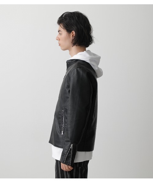 AZUL by moussy（アズールバイマウジー）の「FAUX LEATHER SINGLE RIDERS/フェイクレザーシングルライダース（ライダースジャケット・メンズ・ブラック・SMALL/MEDIUM/LARGE/X-LARGE）」の6枚目の写真