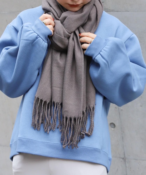 SENSE OF PLACE by URBAN RESEARCH(センスオブプレイスバイアーバンリサーチ)の「無地ストール(マフラー・レディース・ライトベージュ/ブラック/イエロー/ベージュ/グレー/ライトブルー/パープル/カーキ/パープル系その他/アイボリー・ONE)」の6枚目の写真