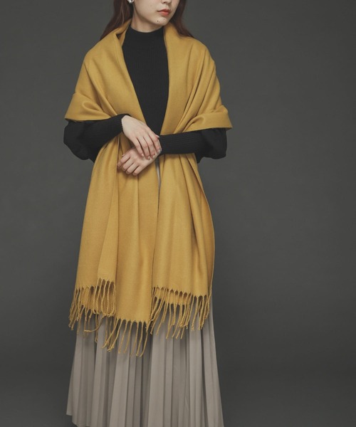 SENSE OF PLACE by URBAN RESEARCH(センスオブプレイスバイアーバンリサーチ)の「無地ストール(マフラー・レディース・ライトベージュ/ブラック/イエロー/ベージュ/グレー/ライトブルー/パープル/カーキ/パープル系その他/アイボリー・ONE)」の10枚目の写真