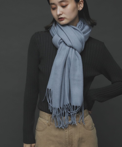 SENSE OF PLACE by URBAN RESEARCH(センスオブプレイスバイアーバンリサーチ)の「無地ストール(マフラー・レディース・ライトベージュ/ブラック/イエロー/ベージュ/グレー/ライトブルー/パープル/カーキ/パープル系その他/アイボリー・ONE)」の15枚目の写真