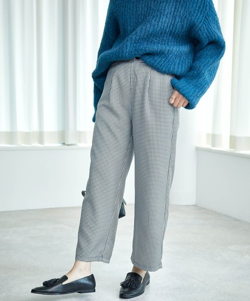 ECRIRE（エクリール）の「ワンタックチェックパンツ（その他パンツ・レディース・ブラック/ブラウン/ベージュ・M）」の8枚目の写真