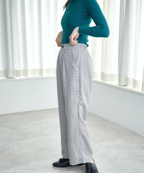 ECRIRE（エクリール）の「ワンタックチェックパンツ（その他パンツ・レディース・ブラック/ブラウン/ベージュ・M）」の11枚目の写真