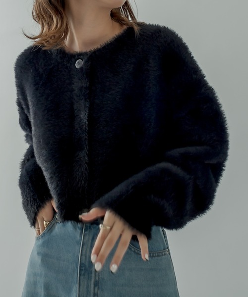 mystic(ミスティック)の「【2WAYアイテム】フェザーリバーシブルカーディガン(カーディガン/ボレロ・レディース・オフホワイト/ブラック/ブラウン/ベージュ・FREE)」の5枚目の写真