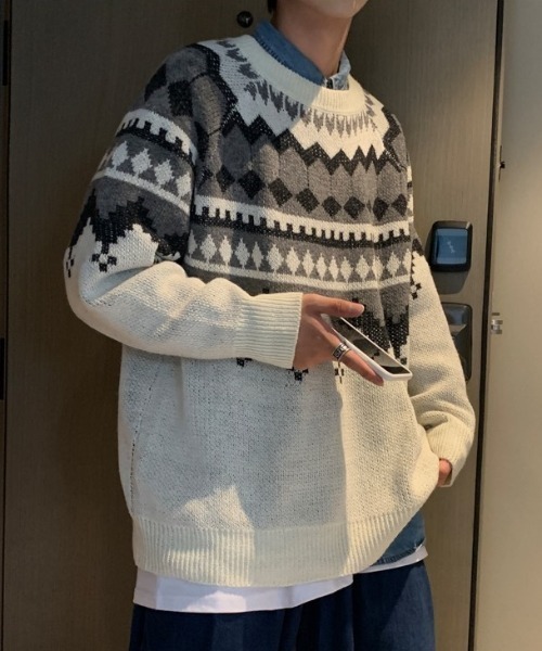MGV（エムジーヴィー）の「ノルディック柄クルーネックニット（ニット/セーター・メンズ・ホワイト/ブラック/グレー・MEDIUM/LARGE/X-LARGE）」の7枚目の写真