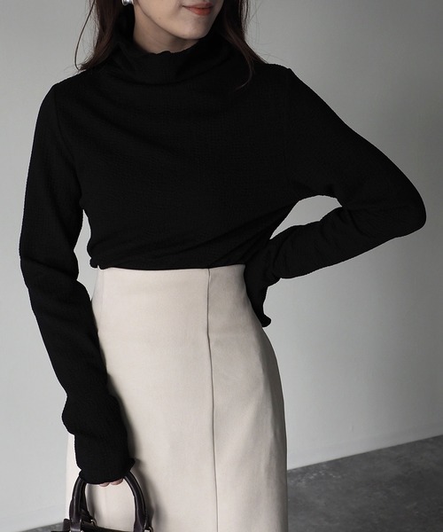 Riberry(リベリー)の「ハイネックメロートップス(Tシャツ/カットソー・レディース・ブラック/ネイビー/オフホワイト/イエロー・MEDIUM)」の3枚目の写真