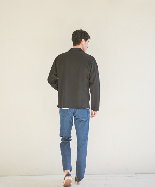 Blue Standard (ブルースタンダード)の「【BLUE STANDARD/ブルースタンダード】カットテーラードジャケット ジャケット専用Tシャツ 2点セット(テーラードジャケット・メンズ・チャコールグレー/ブラック/ネイビー・X-LARGE/MEDIUM/LARGE)」の6枚目の写真