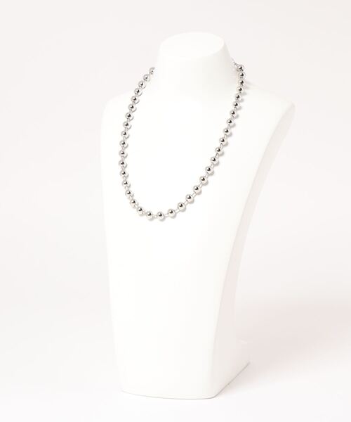NATURAL BEAUTY BASIC（ナチュラルビューティーベーシック）の「チェンキーボールチェーンショートネックッレス（ネックレス・レディース・シルバー/ゴールド・ﾌﾘ-）」の3枚目の写真