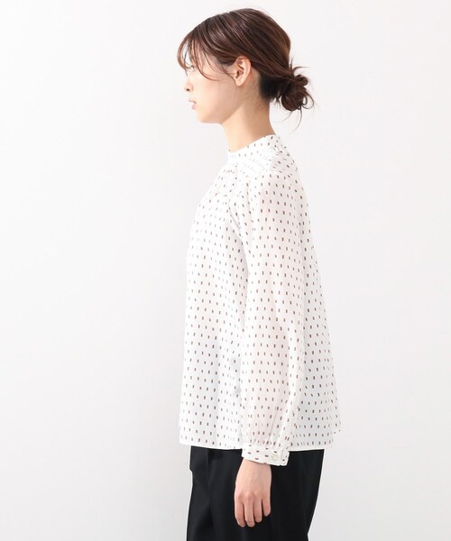 DRESKIP（ドレスキップ）の「◆ハイネックギャザーブラウス（シャツ/ブラウス・レディース・サンドベージュ/ホワイト系3/ブラック系/グリーン系・02/03/04）」の7枚目の写真