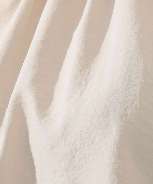 DRESKIP（ドレスキップ）の「◆ハイネックギャザーブラウス（シャツ/ブラウス・レディース・サンドベージュ/ホワイト系3/ブラック系/グリーン系・02/03/04）」の18枚目の写真