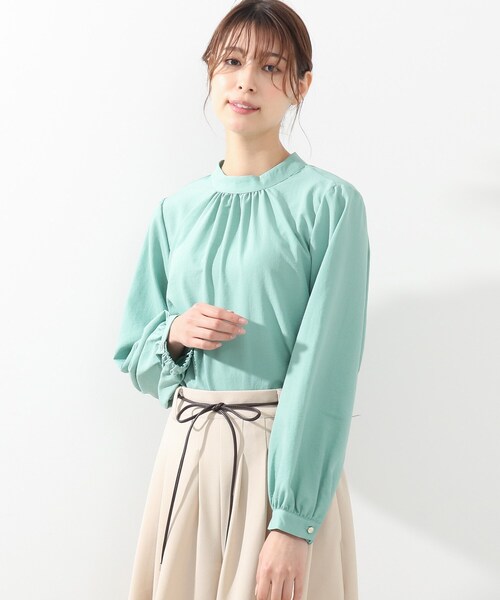 DRESKIP（ドレスキップ）の「◆ハイネックギャザーブラウス（シャツ/ブラウス・レディース・サンドベージュ/ホワイト系3/ブラック系/グリーン系・02/03/04）」の5枚目の写真