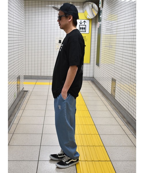 DOUBLE STEAL(ダブルスティール)の「Monotone Flower Logo Tシャツ(Tシャツ/カットソー・メンズ・ホワイト/ブラック/オリーブ/ライトベージュ・MEDIUM/LARGE/X-LARGE/XX-LARGE)」の8枚目の写真