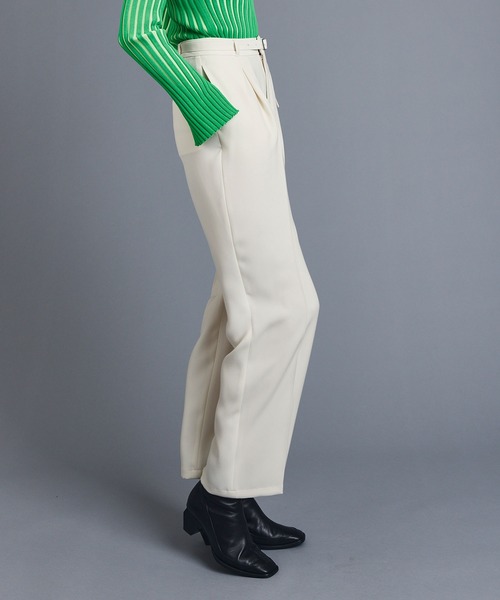 UNITED TOKYO（ユナイテッドトウキョウ）の「タックストレートパンツ（スラックス・レディース・ブラック/ブルー/アイボリー・1/2/3）」の7枚目の写真