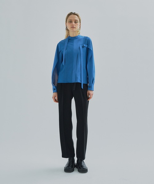 UNITED TOKYO（ユナイテッドトウキョウ）の「タックストレートパンツ（スラックス・レディース・ブラック/ブルー/アイボリー・1/2/3）」の13枚目の写真