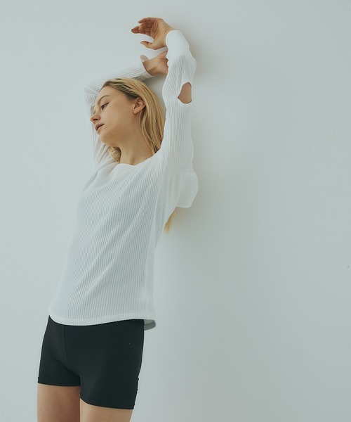 UNITED TOKYO（ユナイテッドトウキョウ）の「beautility アームスリットカットソー（Tシャツ/カットソー・レディース・ブルー/ブラック/オフホワイト・FREE）」の6枚目の写真