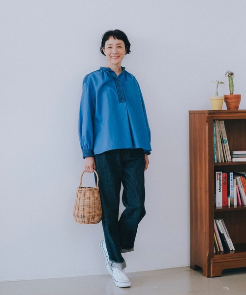 studio CLIP（スタディオクリップ）の「【はなさんコラボ】幾何学柄刺繍ブラウス（シャツ/ブラウス・レディース・グリーン/ホワイト/ブルー/スモーク・FREE）」の17枚目の写真