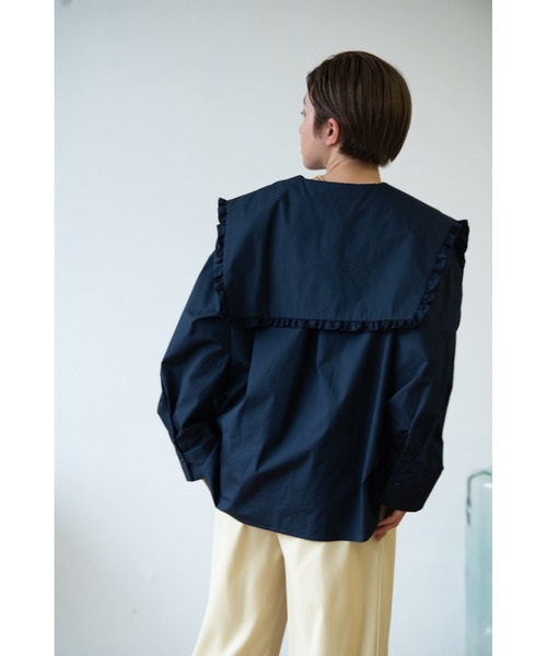 HANNE(アン)の「ビッグカラーフリルブラウス(シャツ/ブラウス・レディース・ホワイト/ネイビー・フリー)」の6枚目の写真