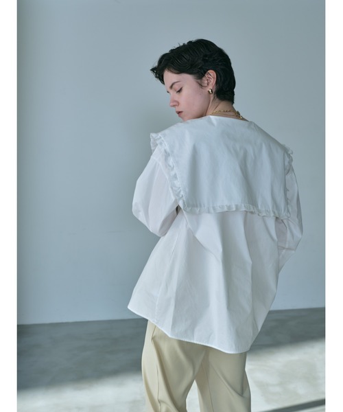 HANNE(アン)の「ビッグカラーフリルブラウス(シャツ/ブラウス・レディース・ホワイト/ネイビー・フリー)」の16枚目の写真