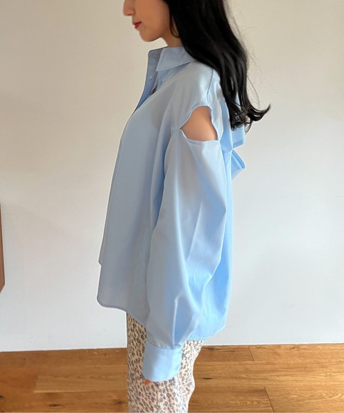 EPIMI E'PIMMY（エピミエピミー）の「ショルダー＆バックオープンシャツ（シャツ/ブラウス・レディース・オフホワイト/ピンク/ブルー・MEDIUM）」の9枚目の写真