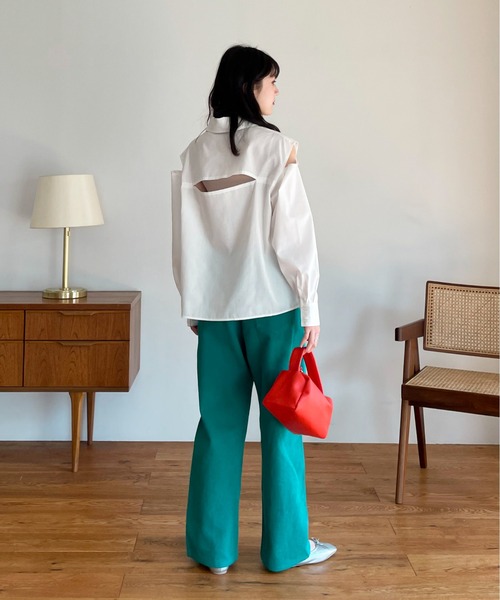 EPIMI E'PIMMY（エピミエピミー）の「ショルダー＆バックオープンシャツ（シャツ/ブラウス・レディース・オフホワイト/ピンク/ブルー・MEDIUM）」の16枚目の写真