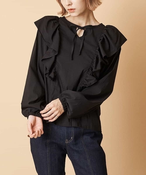 A de a.v.v（アードアー・ヴェ・ヴェ）の「襟リボンフリルブラウス（シャツ/ブラウス・レディース・ホワイト/ベージュ/ブラック・38/36）」の2枚目の写真