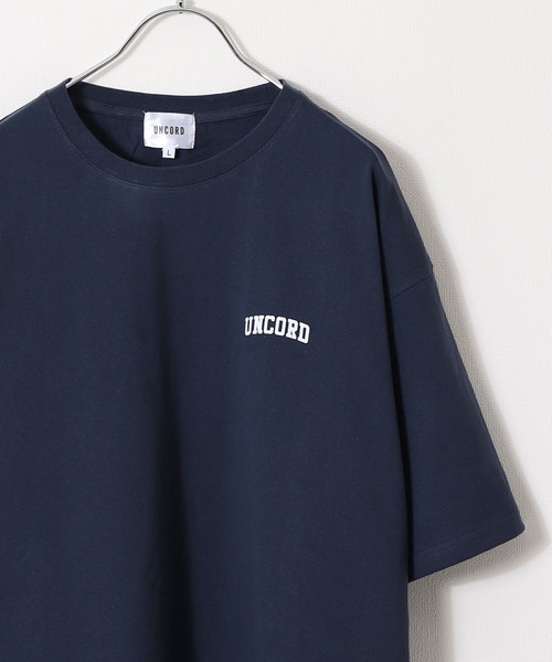 UNCORD（アンコード）の「【UNCORD】One point big silhouette T-shirt / ワンポイント ロゴ ビッグシルエット 半袖 Tシャツ（Tシャツ/カットソー・メンズ・ホワイト/ブラック/オートミール/ネイビー/カーキ/ブラウン/ホワイト系/ブラック系/アイボリー系/ネイビー系/カーキ系/ブラウン系/ブルー系1/ブルー/アイボリー系1/ネイビー系1/ホワイト系1/ブラック系1/ブラック系2/ブラック系4/ホワイト系2/ホワイト系3/ホワイト系4/ブラック系3・MEDIUM/LARGE/X-LARGE）」の20枚目の写真
