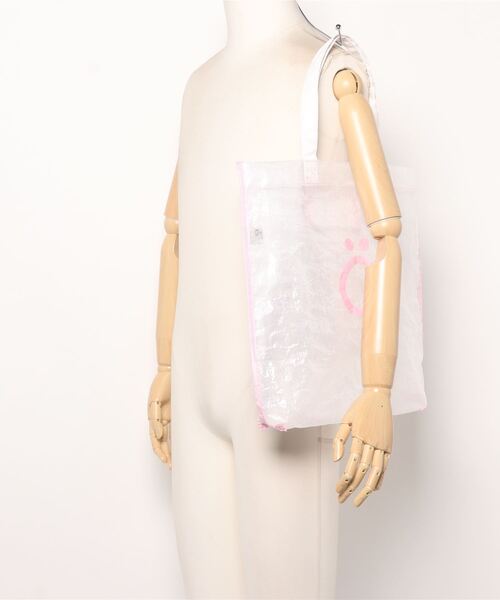 omom sot（オムオムソット）の「リバーシブル レジャー バッグ omom sot（トートバッグ・レディース・ホワイト/ピンク・F）」の20枚目の写真