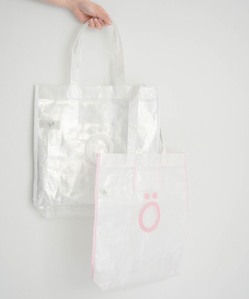 omom sot（オムオムソット）の「リバーシブル レジャー バッグ omom sot（トートバッグ・レディース・ホワイト/ピンク・F）」の5枚目の写真