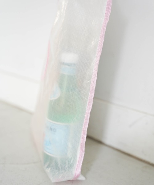 omom sot（オムオムソット）の「リバーシブル レジャー バッグ omom sot（トートバッグ・レディース・ホワイト/ピンク・F）」の12枚目の写真