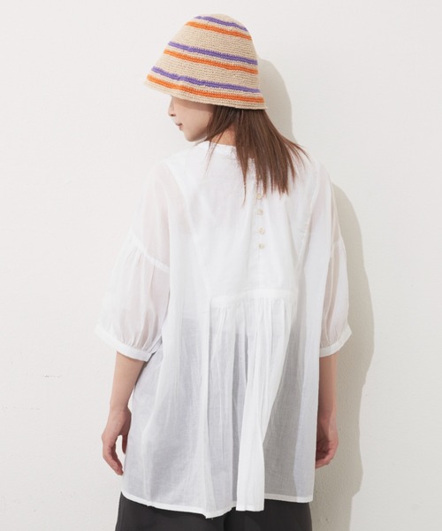 MERLOT（メルロー）の「カラーシャーリング2wayブラウス（シャツ/ブラウス・レディース・ホワイト/イエロー・FREE）」の9枚目の写真