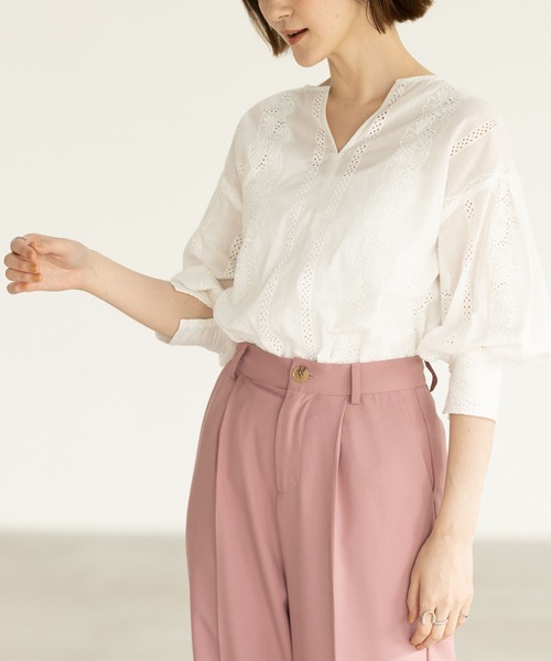 GeeRA(ジーラ)の「キーネック袖ボリュームレースブラウス(シャツ/ブラウス・レディース・ブラック/オフホワイト・MEDIUM/LARGE/X-LARGE)」の15枚目の写真