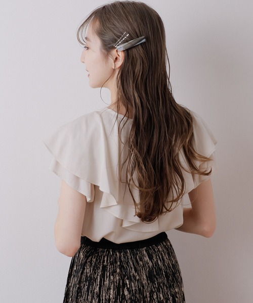 LADYMADE(レディメイド)の「BIGカラー2WAYフレアスリーブブラウス(シャツ/ブラウス・レディース・アイボリー/ベージュ/イエロー×グリーン/ブラック・FREE)」の7枚目の写真