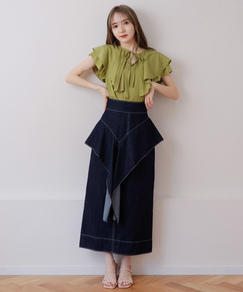 LADYMADE(レディメイド)の「BIGカラー2WAYフレアスリーブブラウス(シャツ/ブラウス・レディース・アイボリー/ベージュ/イエロー×グリーン/ブラック・FREE)」の16枚目の写真