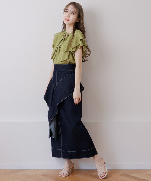 LADYMADE(レディメイド)の「BIGカラー2WAYフレアスリーブブラウス(シャツ/ブラウス・レディース・アイボリー/ベージュ/イエロー×グリーン/ブラック・FREE)」の17枚目の写真