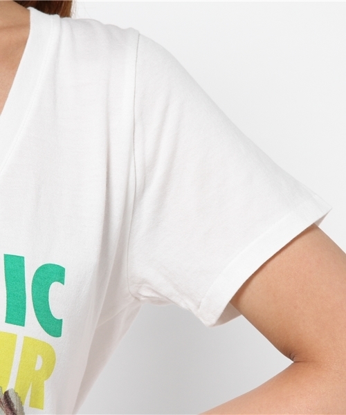 HYSTERIC GLAMOUR（ヒステリックグラマー）の「SKATEBOAD GIRL pt VネックT-SH（Tシャツ/カットソー・レディース・ホワイト/ブルー/ブラック・FREE）」の8枚目の写真