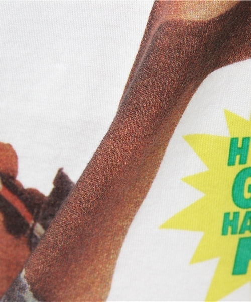 HYSTERIC GLAMOUR（ヒステリックグラマー）の「SKATEBOAD GIRL pt VネックT-SH（Tシャツ/カットソー・レディース・ホワイト/ブルー/ブラック・FREE）」の11枚目の写真