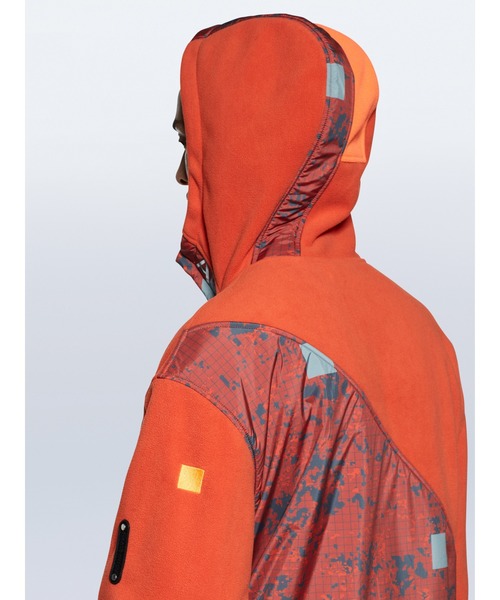 A-COLD-WALL*（アコールドウォール）の「AXIS FLEECE（パーカー・メンズ・グリーン系その他/レッド系その他・M/L/XL）」の10枚目の写真