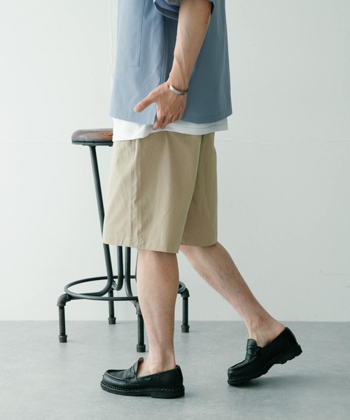ITEMS URBANRESEARCH(アイテムズ アーバンリサーチ)の「コットンchino ワイドショートパンツ(その他パンツ・メンズ・ブラック/ベージュ/グレー・MEDIUM/LARGE)」の17枚目の写真