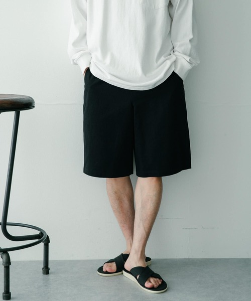 ITEMS URBANRESEARCH(アイテムズ アーバンリサーチ)の「コットンchino ワイドショートパンツ(その他パンツ・メンズ・ブラック/ベージュ/グレー・MEDIUM/LARGE)」の8枚目の写真