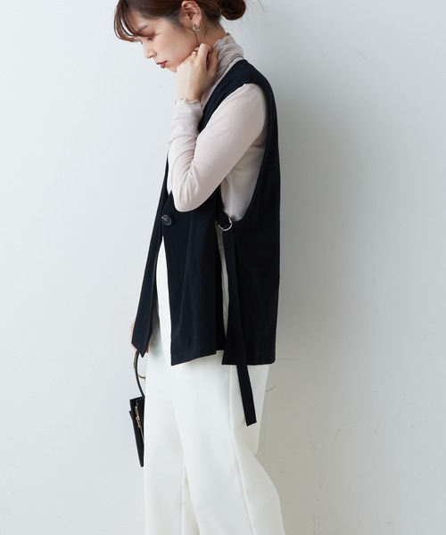 natural couture(ナチュラルクチュール)の「サイドスリットノーカラージレ(その他アウター・レディース・ブラック/ベージュ/オフホワイト・FREE)」の10枚目の写真