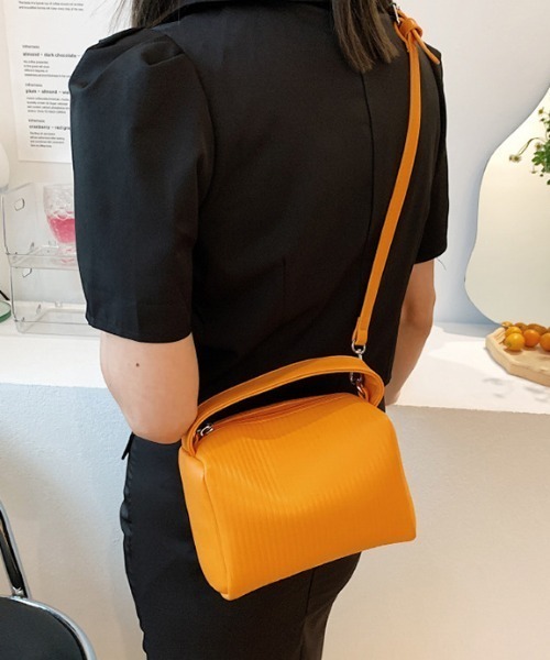 mebole（メボレ）の「ミニボストンショルダーバッグ（ショルダーバッグ・レディース・ブラック/オレンジ/グリーン/ライトグリーン・FREE）」の13枚目の写真