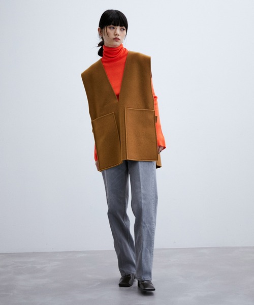 ADAM ET ROPE'（アダムエロペ）の「Super140'sリバージレ（その他アウター・レディース・ブラック/キャメル・FREE）」の5枚目の写真