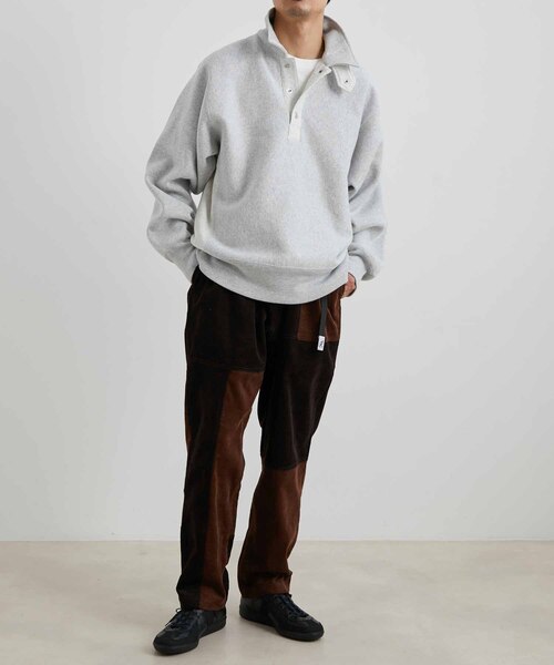 Gramicci(グラミチ)の「【GRAMICCI】別注 CRAZY 8W CORDUROY WIDE TAPERED(その他パンツ・メンズ・ダークブラウン/ネイビー・S/M/L/XL)」の17枚目の写真
