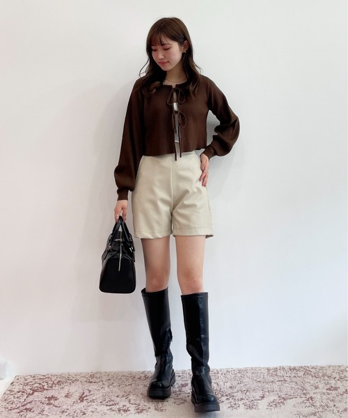 EPIMI E'PIMMY（エピミエピミー）の「マルチウェイリボンリブショートカーディガン（カーディガン/ボレロ・レディース・ブラック/ベージュ/ブラウン/オフホワイト・MEDIUM）」の17枚目の写真