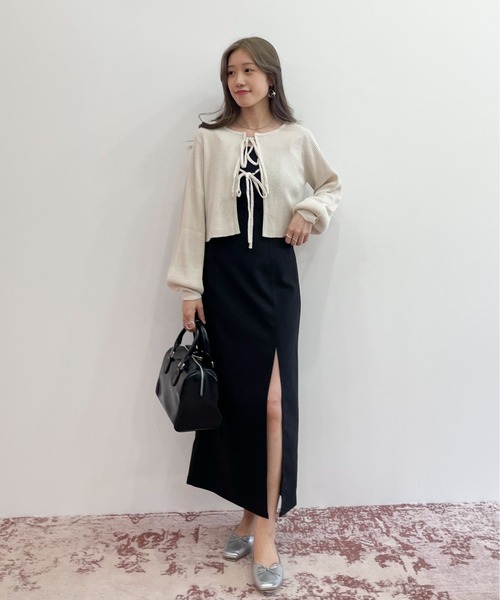 EPIMI E'PIMMY（エピミエピミー）の「マルチウェイリボンリブショートカーディガン（カーディガン/ボレロ・レディース・ブラック/ベージュ/ブラウン/オフホワイト・MEDIUM）」の15枚目の写真