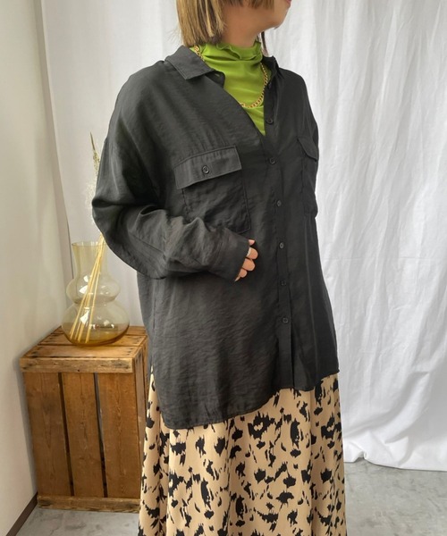 ＪＵＧＬＡＮＳ（ユグランス）の「☆ マストハブアイテム。シアBIGーシャツ　341003（シャツ/ブラウス・レディース・オレンジ/グリーン/ブラック/ベージュ/ピンク/グレー系その他/ブルー・FREE）」の9枚目の写真