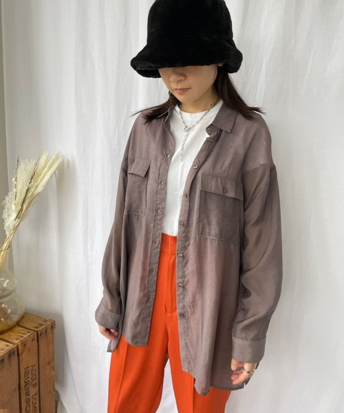 ＪＵＧＬＡＮＳ（ユグランス）の「☆ マストハブアイテム。シアBIGーシャツ　341003（シャツ/ブラウス・レディース・オレンジ/グリーン/ブラック/ベージュ/ピンク/グレー系その他/ブルー・FREE）」の14枚目の写真